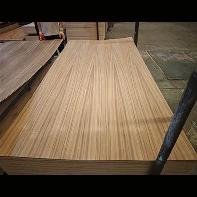 Walnussfurnierplatte